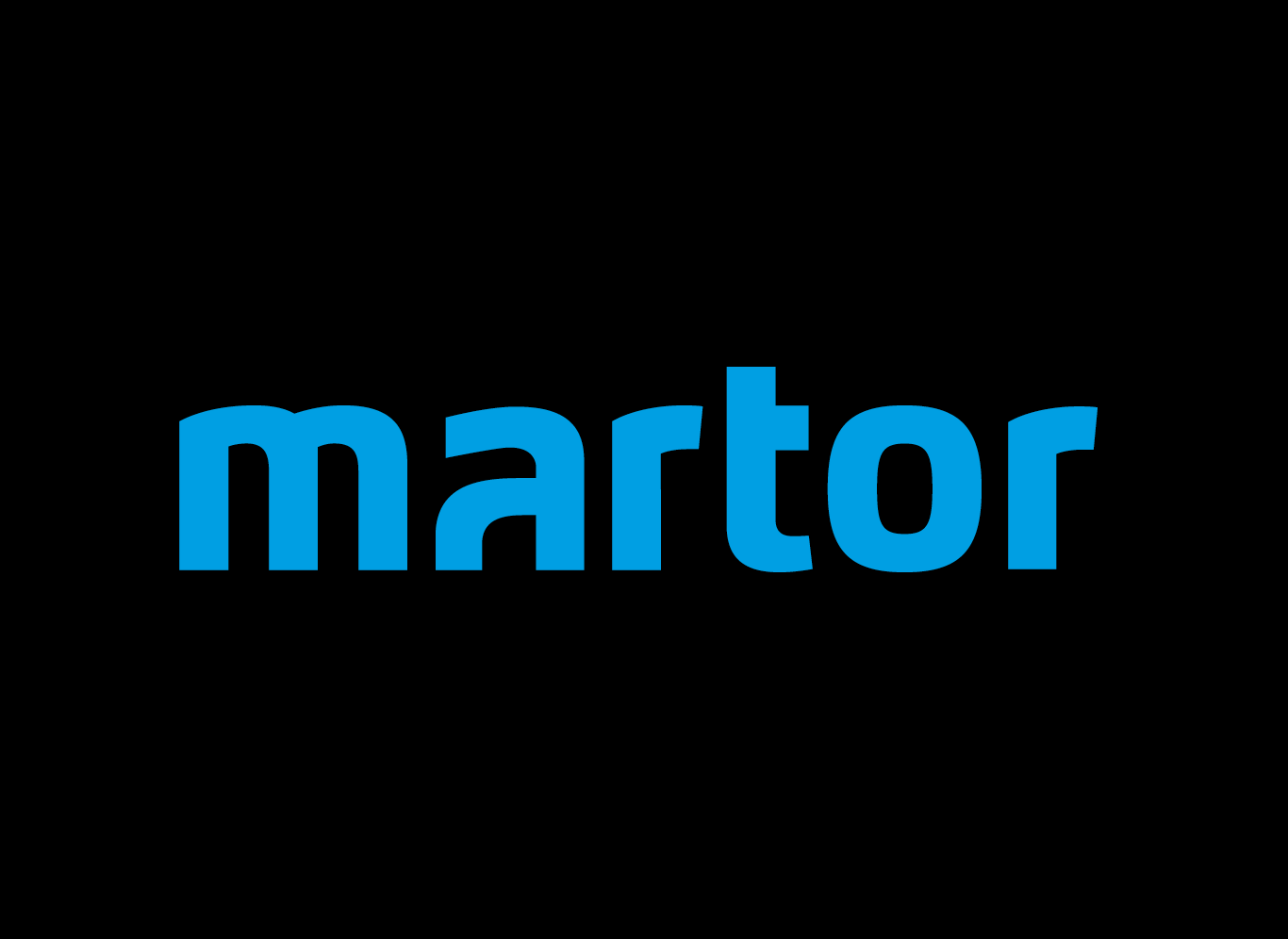 Martor Logo in hellblau auf schwarzem Grund